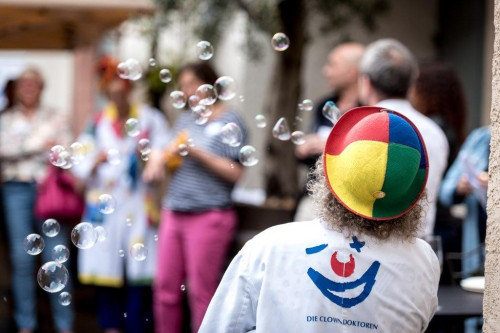 Feiern und Spenden 01