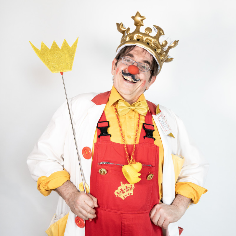 Dr. König